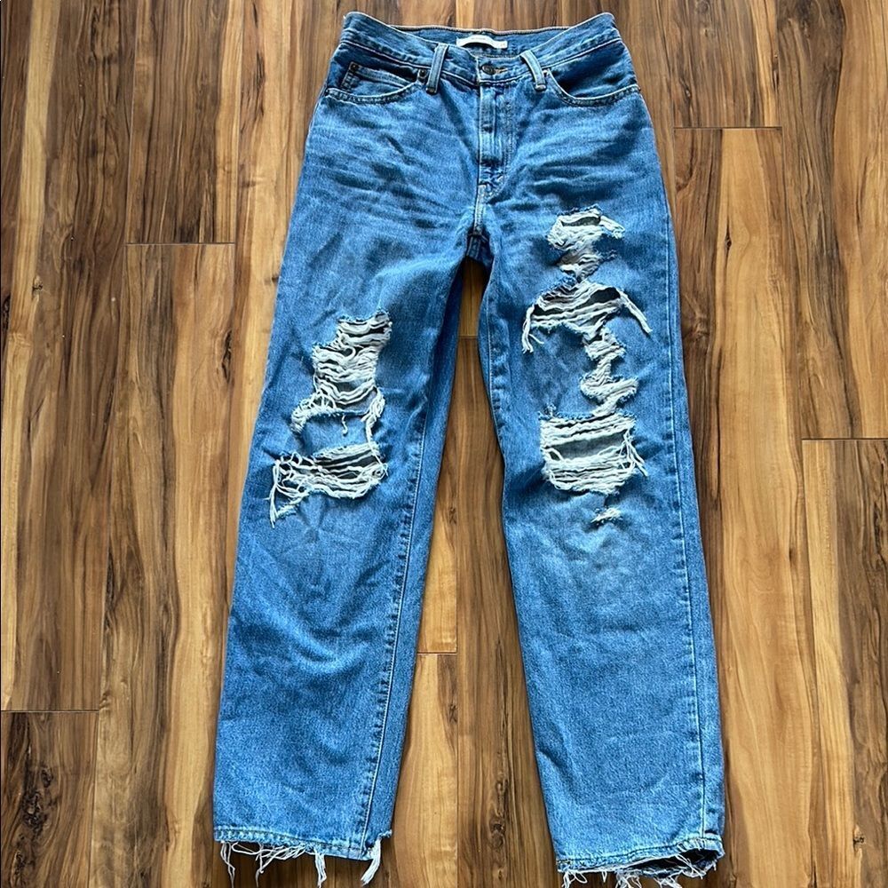 Levi's Blue Distressed Women Jeans - Picture 6 of 6